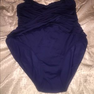 ONE PIECE SWIM SUIT -Never worn tried on once!